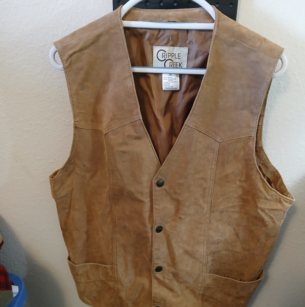 Cripple creek leather vest size 2xl